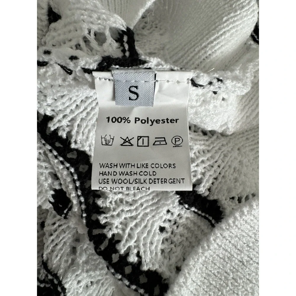 Wave Sweater Mens's Black & White Pullover Short Sleeve Knit Top-SMALL